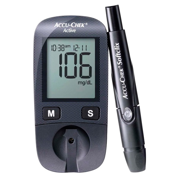 ACCU-CHEK® ACTIVE